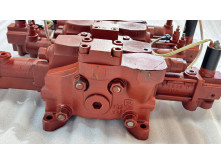 KPM KAWASAKI MWP425SCSC768C HYDRULIC VALVE