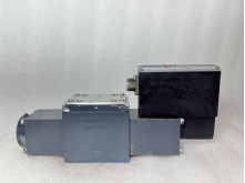 DEMAG / REXROTH 4WRSE 10 Q00-32/G24K0/A1V-588=DE HYDRAULIC PROPORTIONAL VALVE