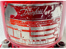 Danfoss BRC 002 A1 Hydraulic Double-Acting Balanced Rotary Actuator 051-4382 With Block