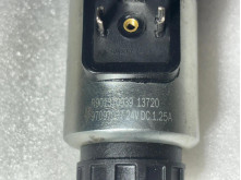 REXROTH 4WE 6 J62/EG24N9K4 DIRECTIONAL SPOOL VALVE R900561288