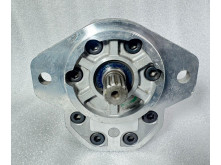 DANFOSS 111.25.002.0C HYDRAULIC PUMP SNP3NN/026RN07SA
