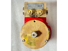 Danfoss BRC 002 A1 Hydraulic Double-Acting Balanced Rotary Actuator 051-4382 With Block
