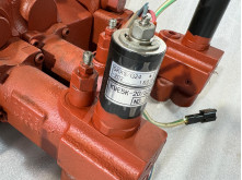 KPM KAWASAKI MWP425SCSC768C HYDRULIC VALVE