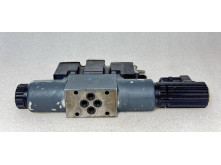 Demag Ergotech/Rexroth 4WREE 6 W32-22/G24K31/A1V=DE PROPORTIONAL VALVE.
