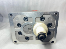 Sundstrand SNQ3NN/075RN11DB P1CDCANNNN/NNNNN Hydraulic Pump TAW4NN/106R531BD
