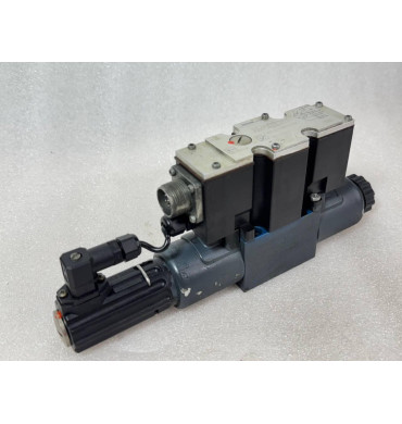 Demag Ergotech/Rexroth 4WREE 6 W32-22/G24K31/A1V=DE PROPORTIONAL VALVE.