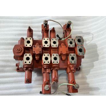 KPM KAWASAKI MWP425SCSC768C HYDRULIC VALVE