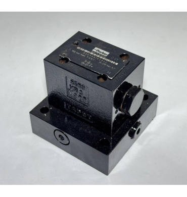 PARKER D3DP001K2N42 Directional Control Valve